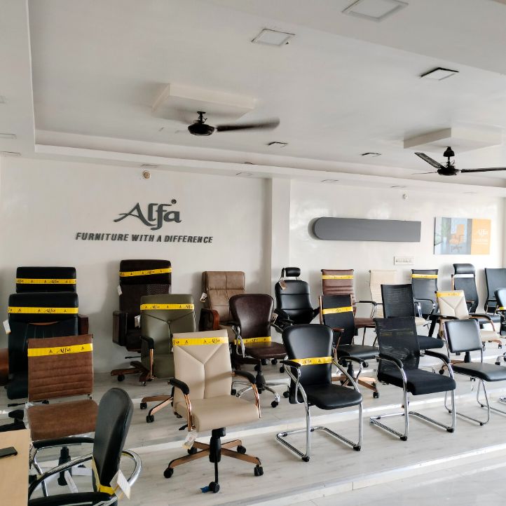 Ergonomic Office Furniture in Unnao